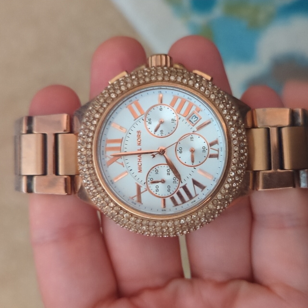 Michael kors women's rose gold watch